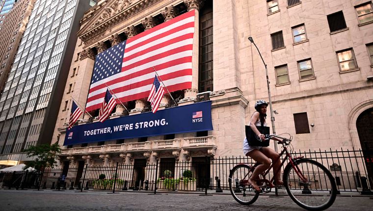 PIB de Estados Unidos se contrajo 32.9% por crisis sanitaria en el 2T