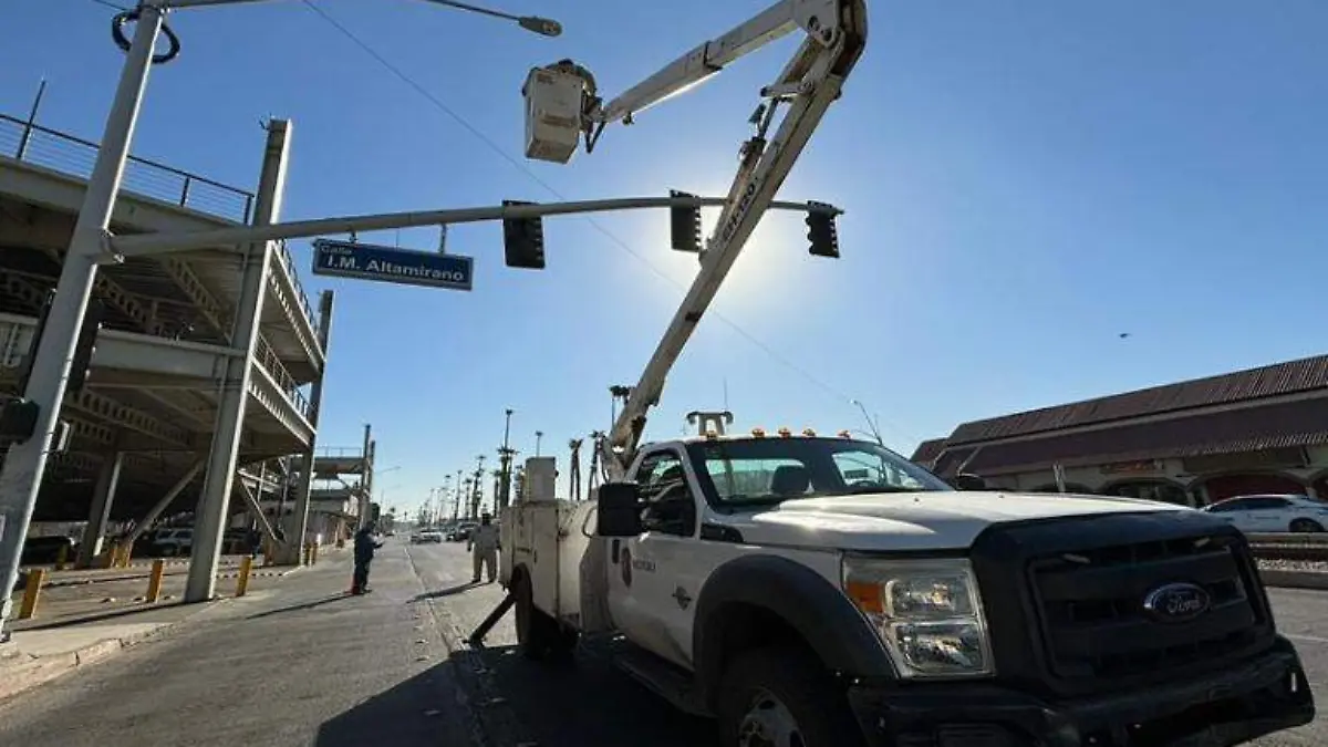 El 60% de Alumbrado público en Mexicali tiene luces Led